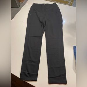 Jaanuu Yoga Scrub Pant—new with tags